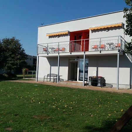 Vila Moravia Pasohlávky Extérieur photo
